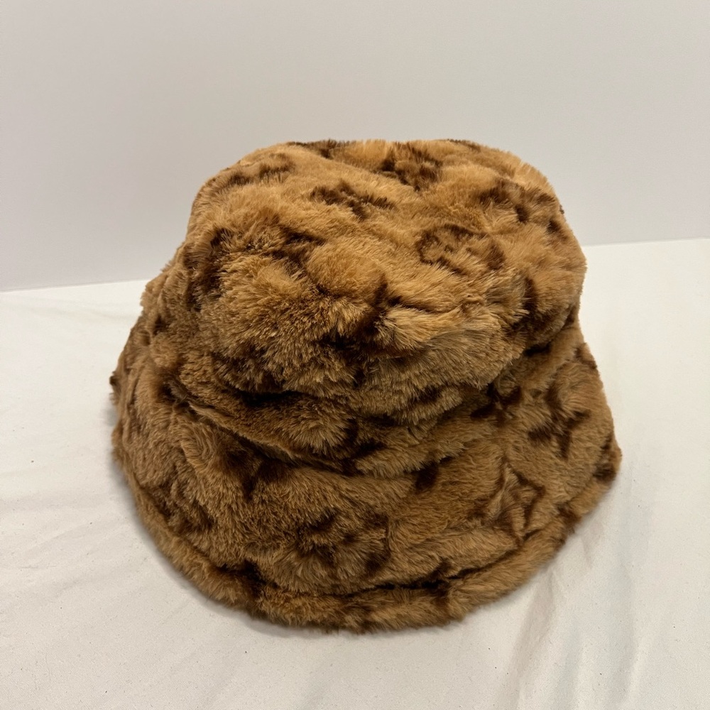 Luxurious Faux Fur Bucket Hat - Brown